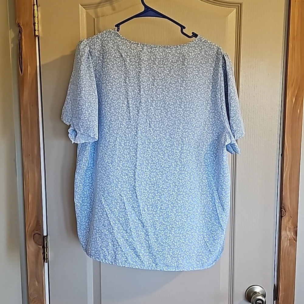 Shein XL floral blouse - Picture 3 of 4